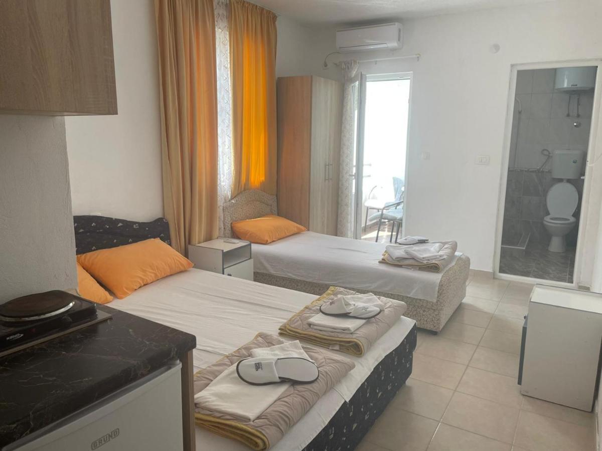 Apartmani Jacimovic Čanj Buitenkant foto